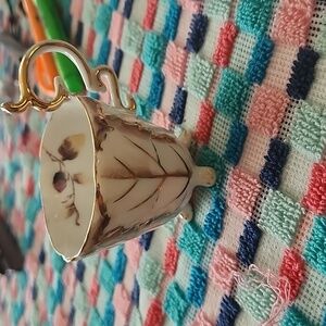 Leaf Demitasse teacup